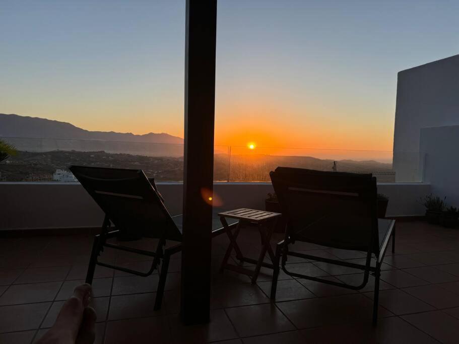 Casa Cerro Azul In La Cala Hills Club Lägenhet Sitio de Calahonda Exteriör bild
