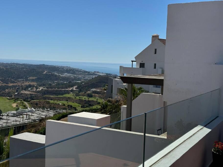 Casa Cerro Azul In La Cala Hills Club Lägenhet Sitio de Calahonda Exteriör bild