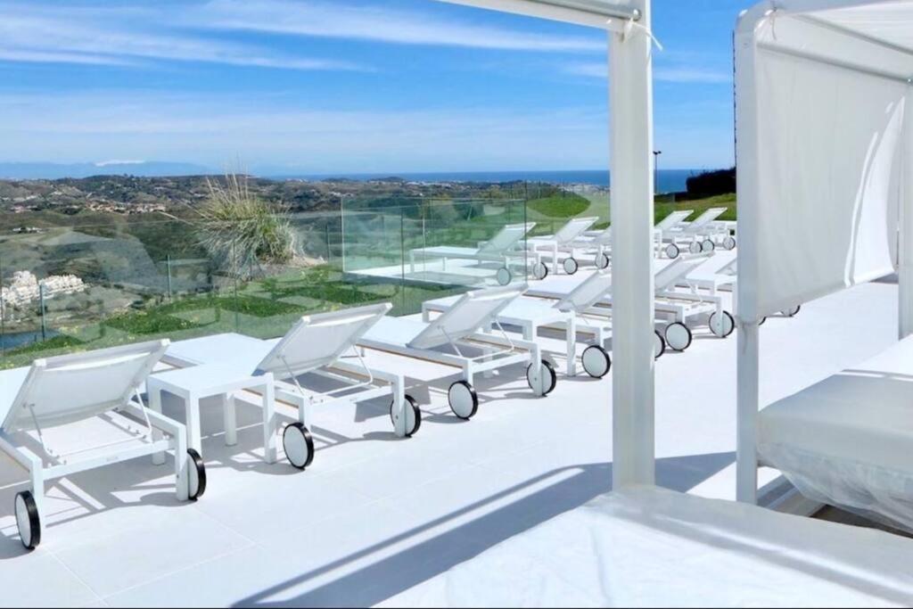 Casa Cerro Azul In La Cala Hills Club Lägenhet Sitio de Calahonda Exteriör bild